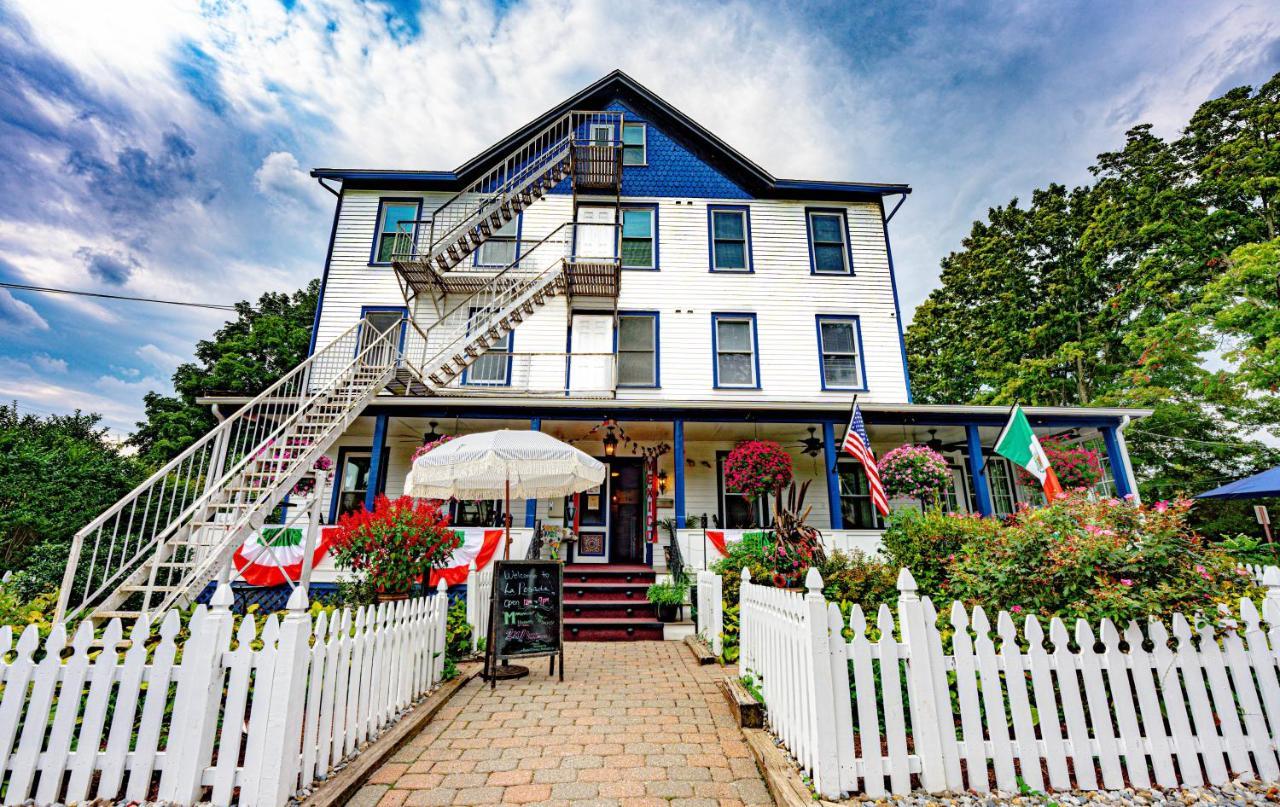 La Posada Milford Exterior photo